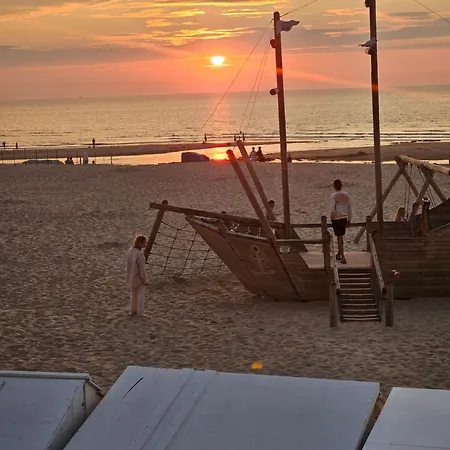 펜션 Duinenhuis Zeepolder 27 *